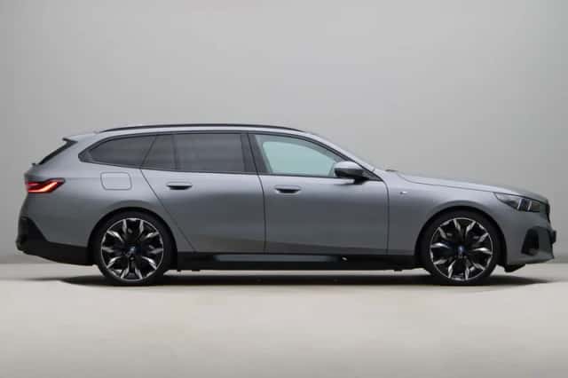 BMW i5 (2025) thumbnail 8