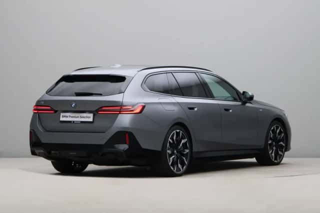 BMW i5 (2025) thumbnail 9