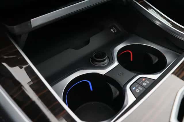 BMW X5 (2025) thumbnail 23