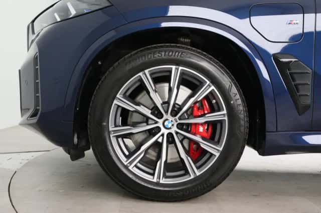BMW X5 (2025) thumbnail 24