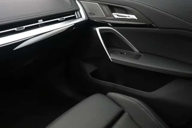 BMW iX1 (2026) thumbnail 16