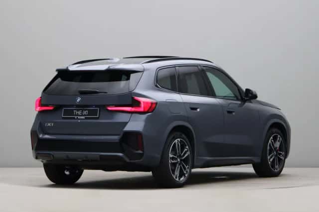 BMW iX1 (2026) thumbnail 5
