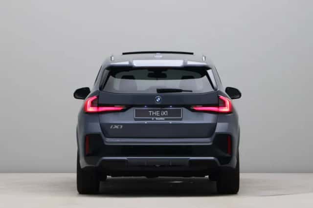 BMW iX1 (2026) thumbnail 6