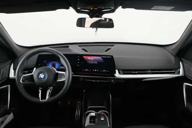 BMW X1 (2025) thumbnail 13