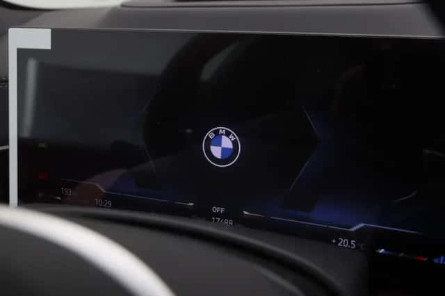 BMW X5 (2025) thumbnail 3