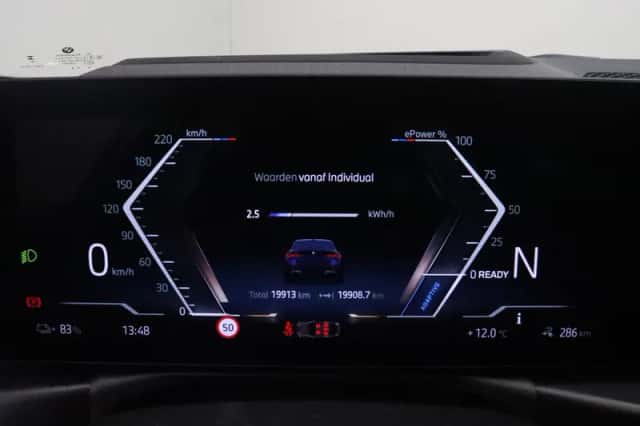 BMW i4 (2025) thumbnail 3