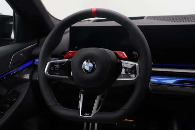 BMW M5 (2026) thumbnail 2
