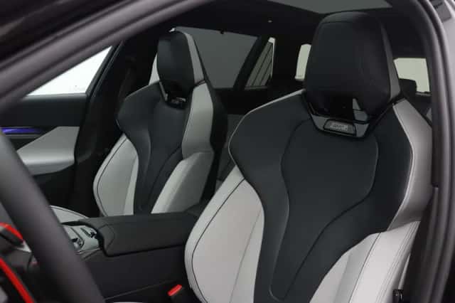 BMW M5 (2026) thumbnail 5
