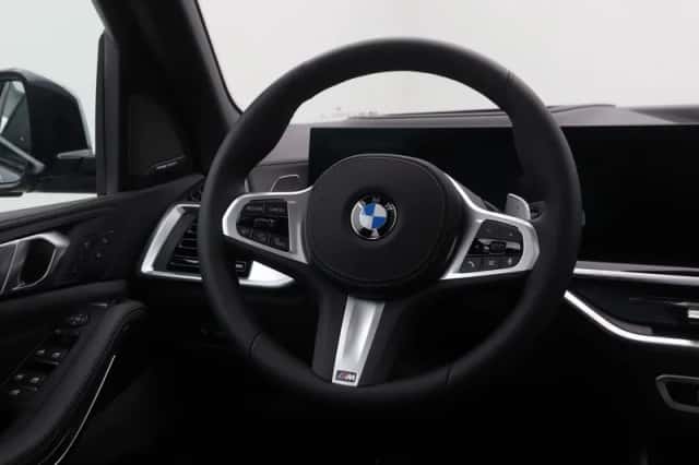 BMW X5 (2026) thumbnail 2