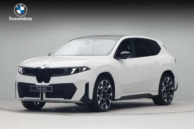 BMW iX3 (2026) thumbnail 1