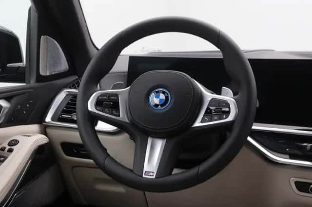 BMW X5 (2026) thumbnail 2