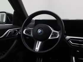 BMW i4 (2024) thumbnail 2