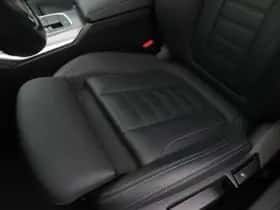 BMW i4 (2024) thumbnail 14