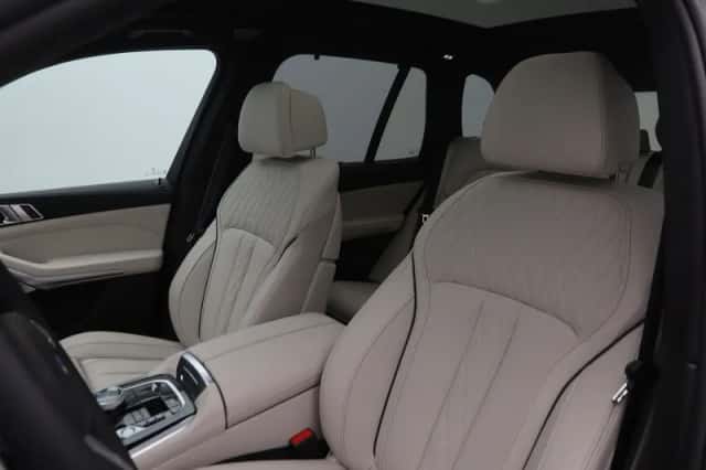 BMW X5 (2026) thumbnail 5