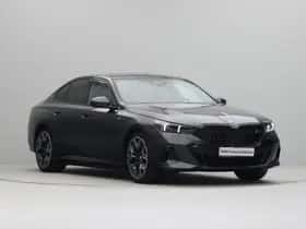 BMW i5 (2024) thumbnail 6