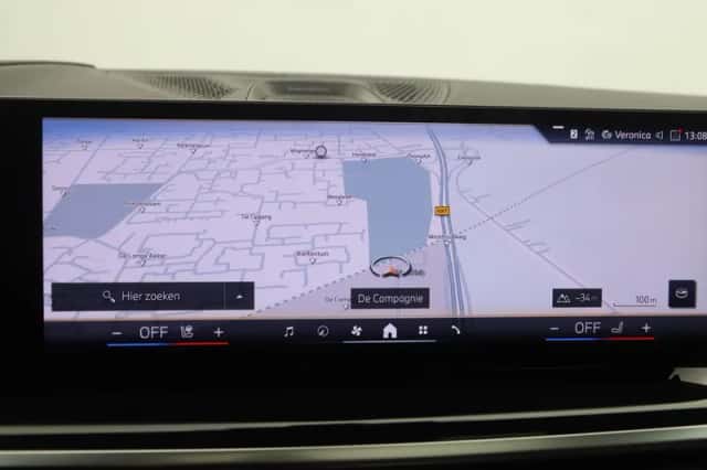 BMW X7 (2026) thumbnail 30