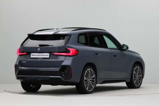 BMW iX1 (2026) thumbnail 5
