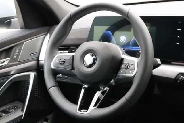 BMW X2 (2026) thumbnail 2