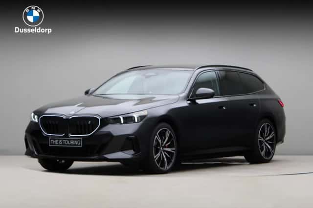 BMW i5 (2026) thumbnail 1