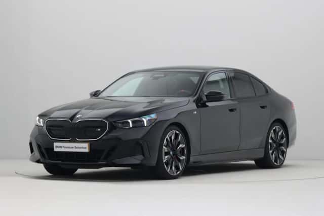 BMW i5 (2024) thumbnail 2