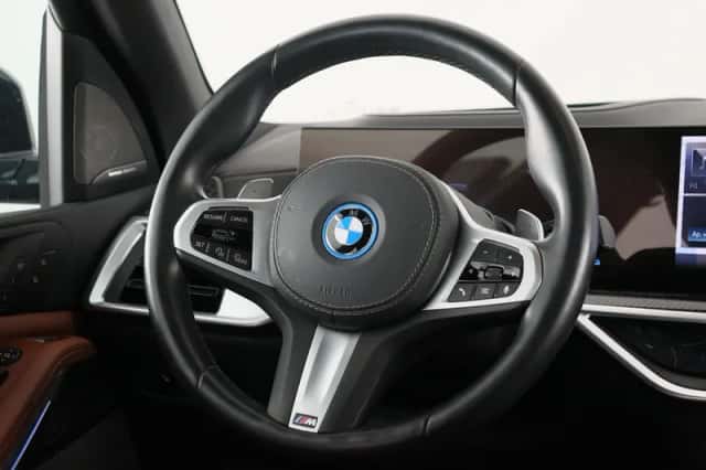 BMW X5 (2025) thumbnail 2