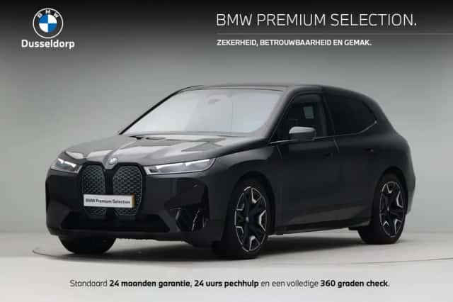 BMW iX (2022) thumbnail 1
