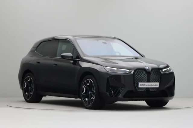BMW iX (2022) thumbnail 6