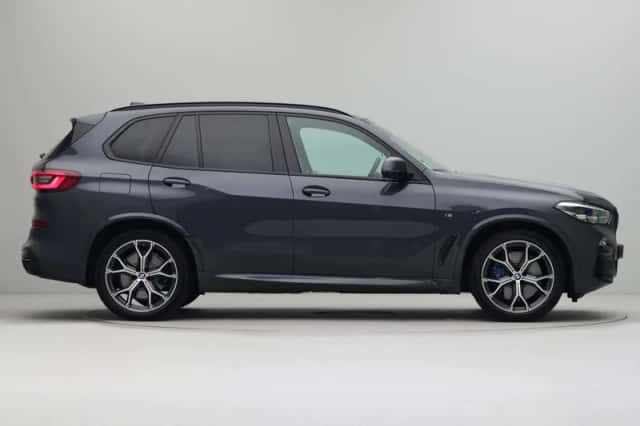 BMW X5 (2021) thumbnail 4
