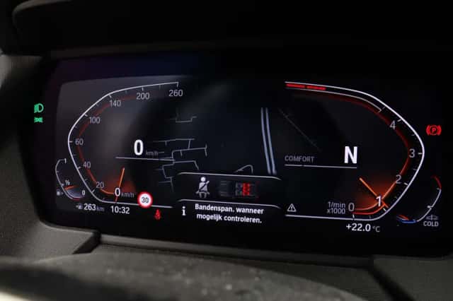 BMW 1-Serie (2022) thumbnail 3