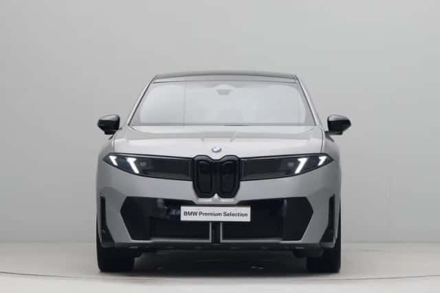 BMW iX3 (2026) thumbnail 5