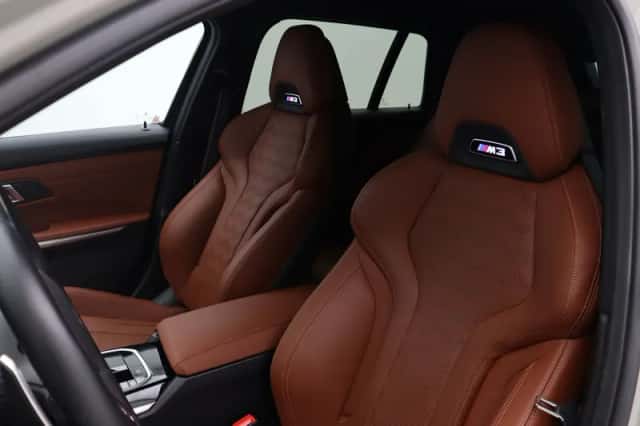 BMW M3 (2024) thumbnail 5