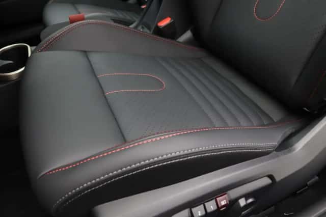 MINI Cooper (2025) thumbnail 14