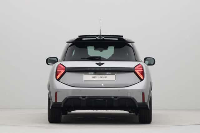 MINI Cooper (2025) thumbnail 10