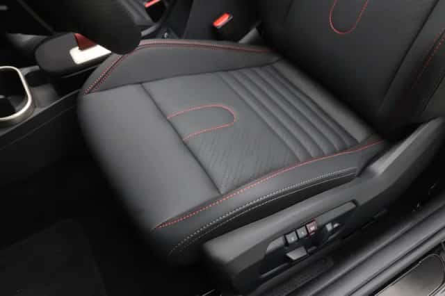 MINI Cabrio (2026) thumbnail 22