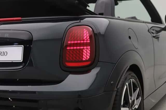 MINI Cabrio (2026) thumbnail 28