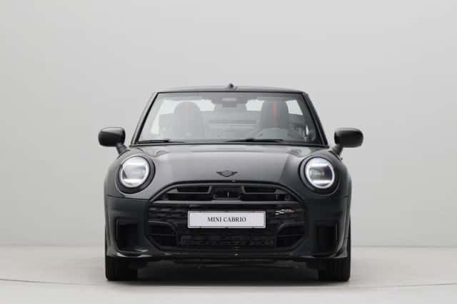 MINI Cabrio (2026) thumbnail 7