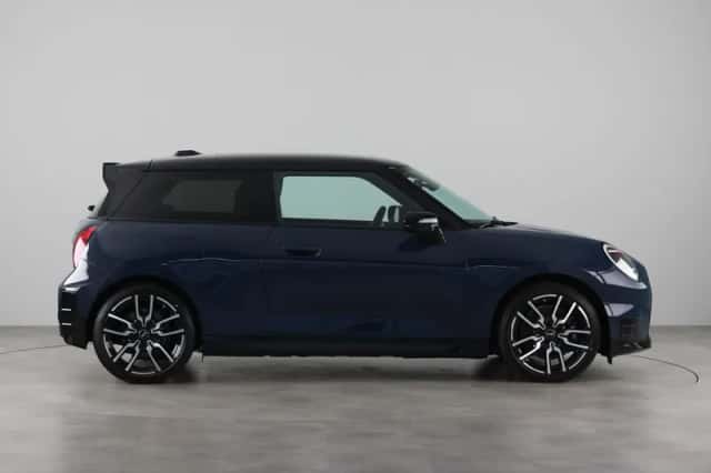 MINI Cooper (2026) thumbnail 4