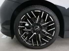 MINI Cooper (2025) thumbnail 18