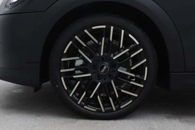 MINI Cooper (2026) thumbnail 17