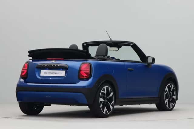 MINI Cabrio (2026) thumbnail 13