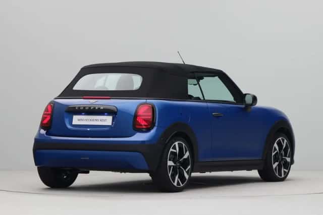 MINI Cabrio (2026) thumbnail 14