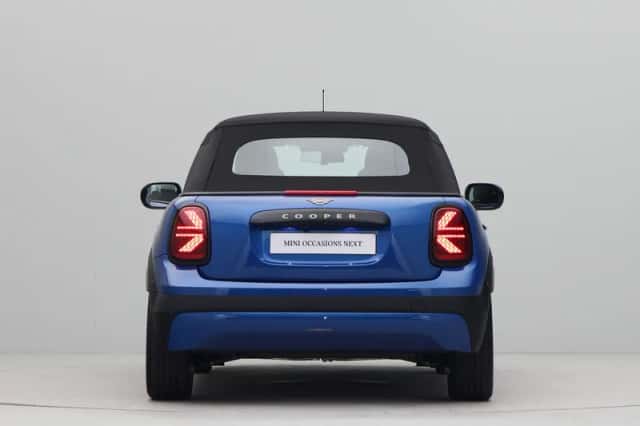 MINI Cabrio (2026) thumbnail 16