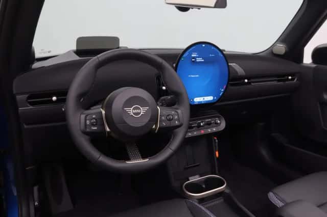 MINI Cabrio (2026) thumbnail 21