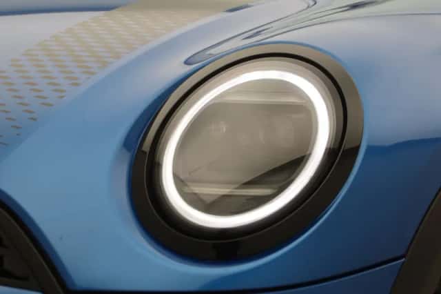 MINI Cabrio (2026) thumbnail 27