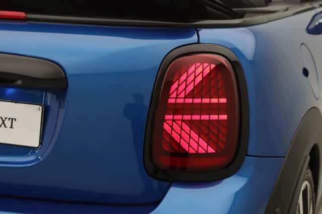 MINI Cabrio (2026) thumbnail 29