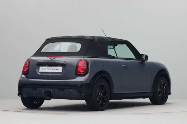 MINI Cabrio (2026) thumbnail 14