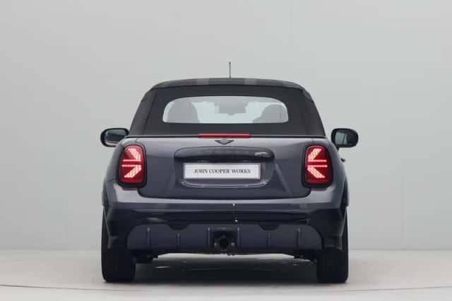 MINI Cabrio (2026) thumbnail 16