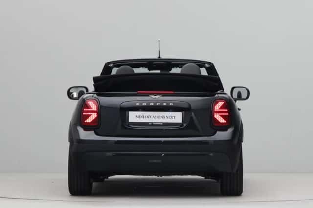 MINI Cabrio (2026) thumbnail 15