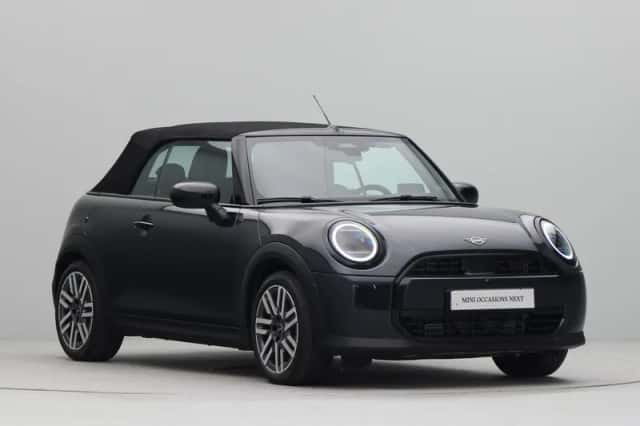 MINI Cabrio (2026) thumbnail 9