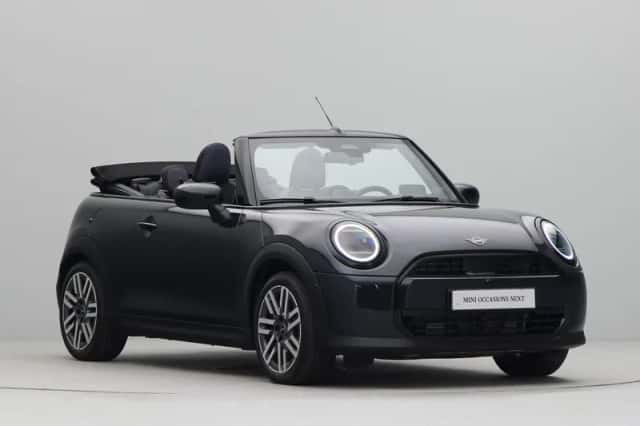 MINI Cabrio (2026) thumbnail 10